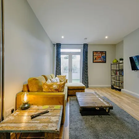 The Old Dutch - Clifton Apartment Bristol